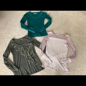 Women’s stretch long sleeved tops